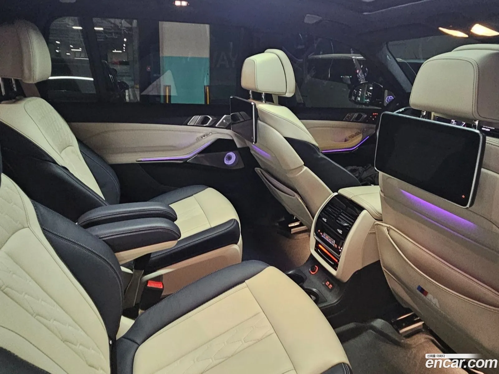 BMW X7 2021 — 10