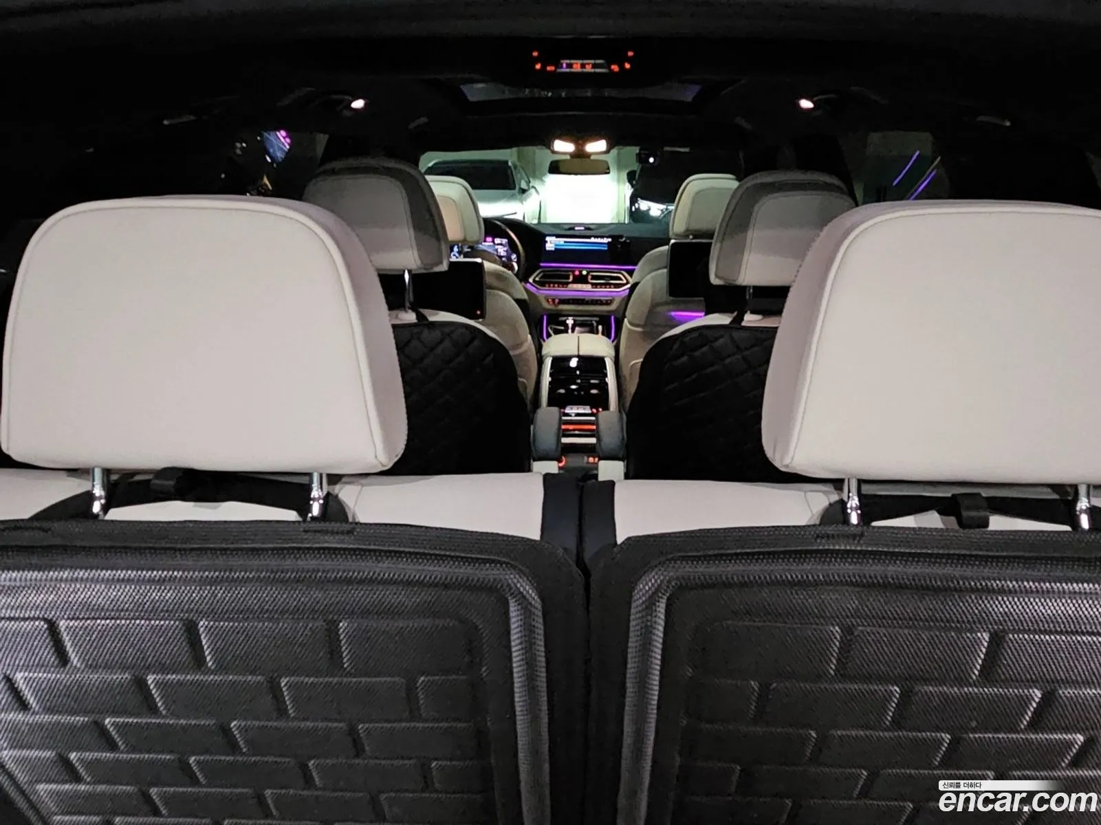 BMW X7 2021 — 17