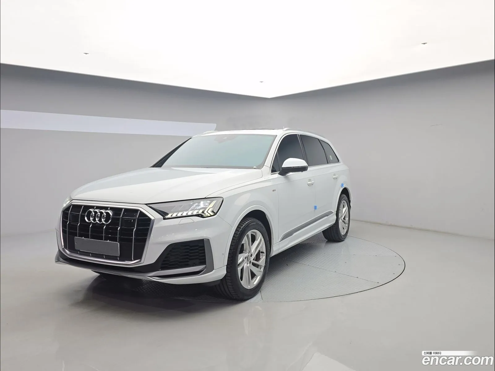 Audi Q7 2021 — 19