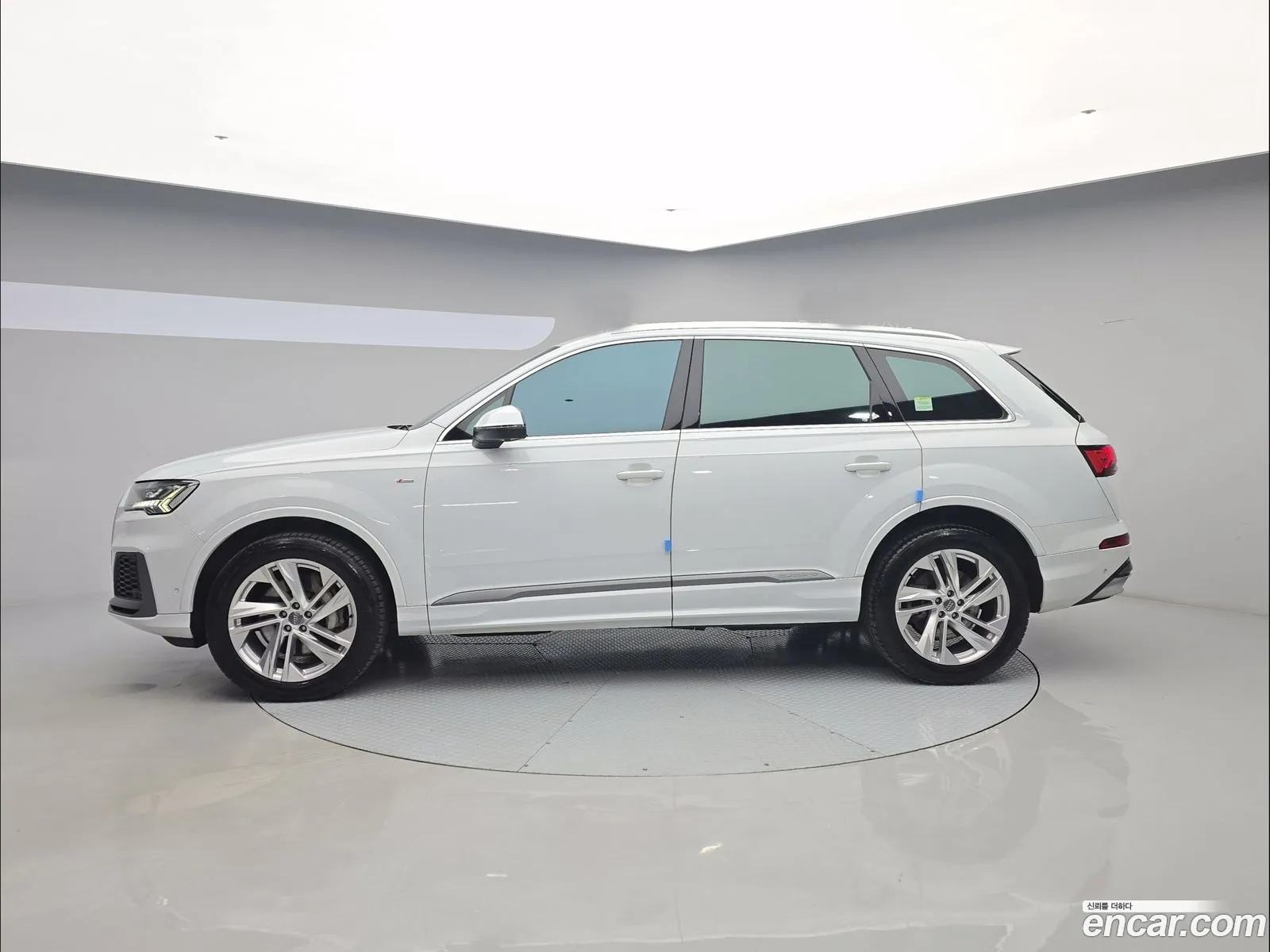 Audi Q7 2021 — 5