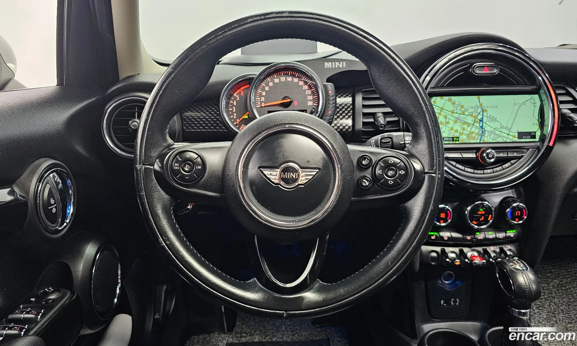 Mini Cooper SD 2016 WMWXT7107G2C15760 — 12