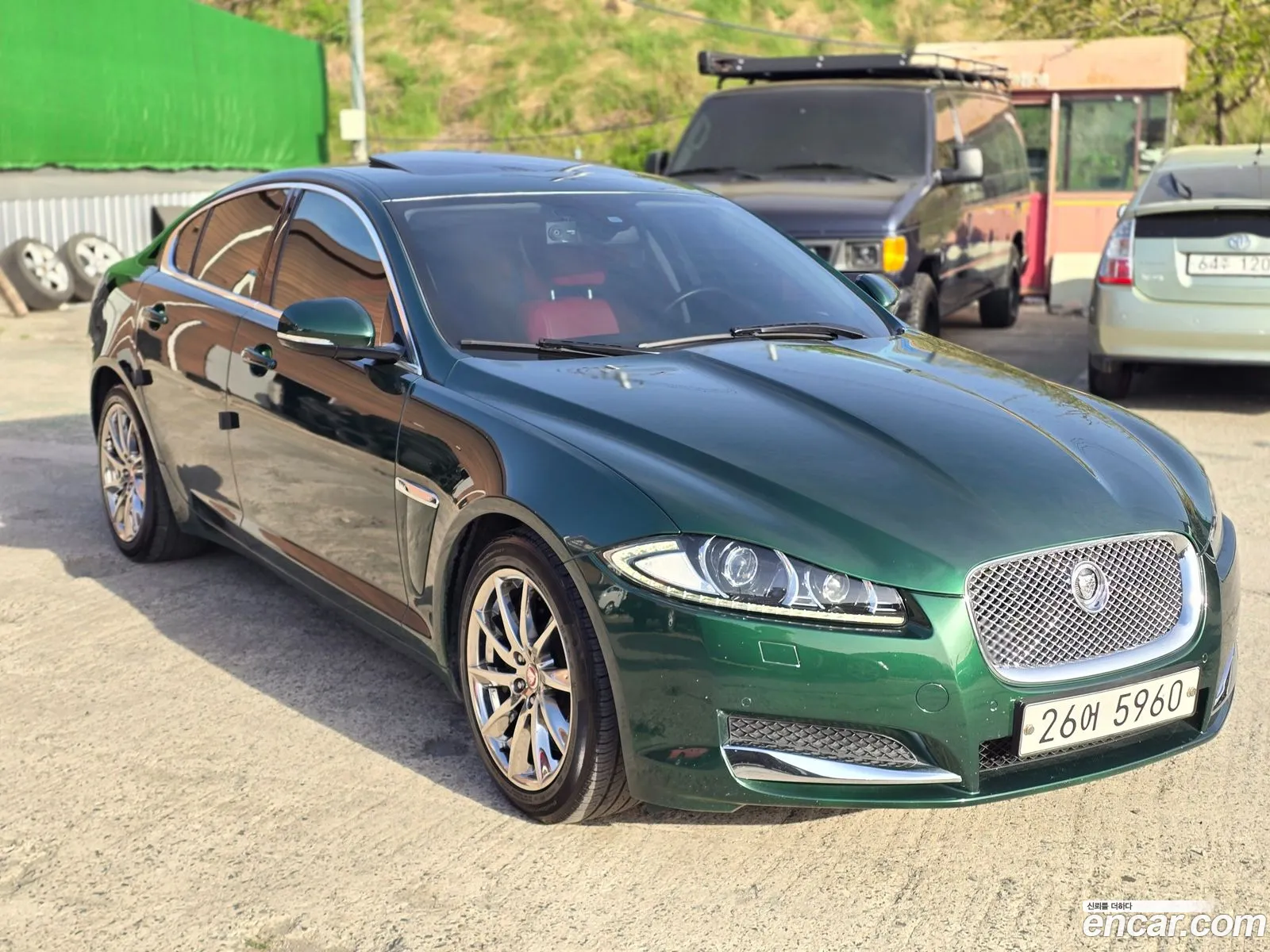 Jaguar XF 2012 — 19