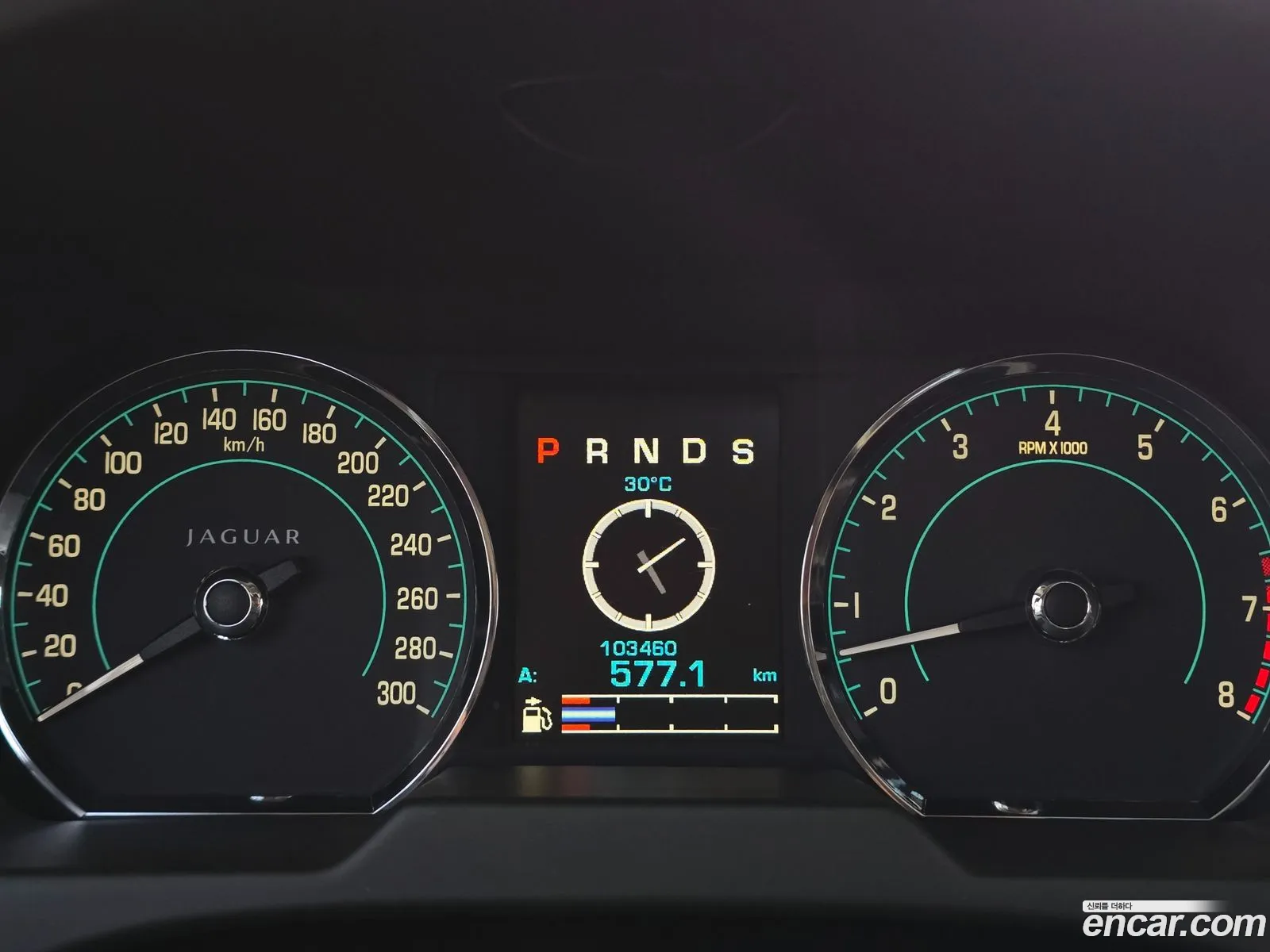 Jaguar XF 2012 — 7
