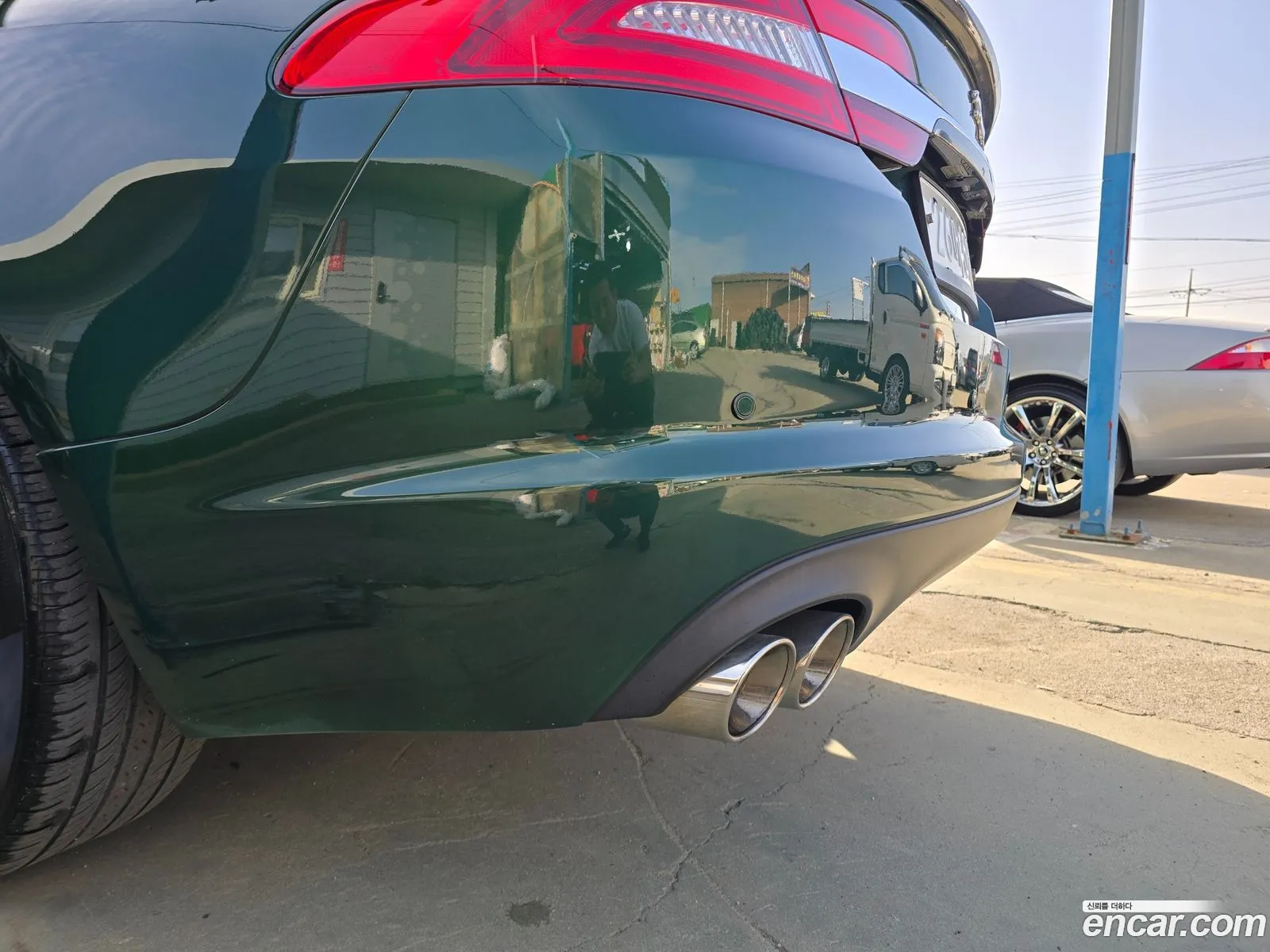 Jaguar XF 2012 — 16
