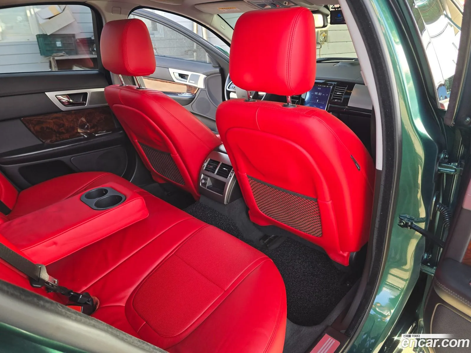 Jaguar XF 2012 — 20