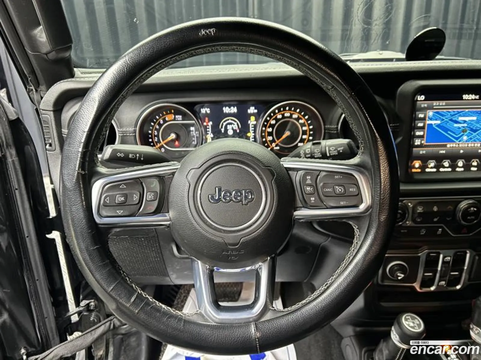 Jeep Wrangler 2020 — 13