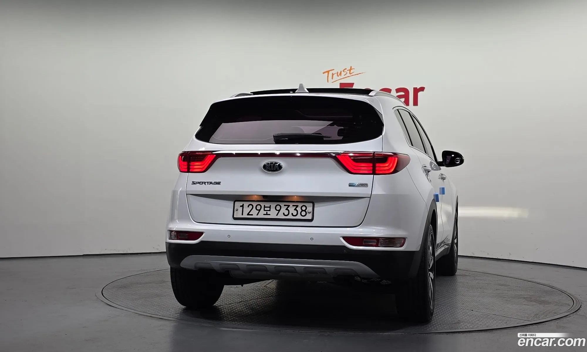 Kia Sportage 2016 — 16