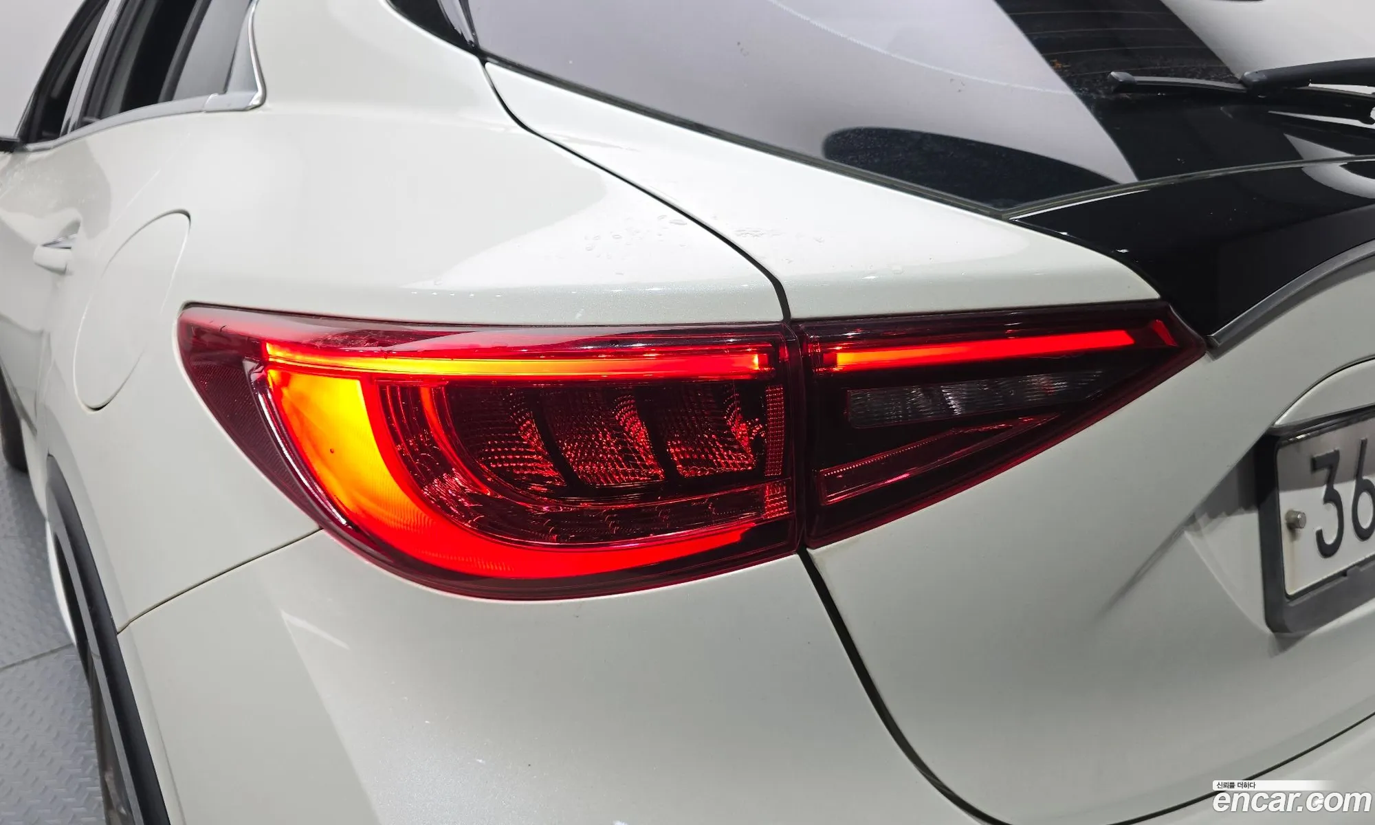 Infiniti Q30