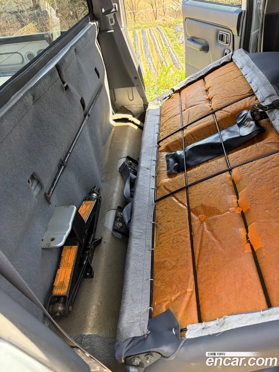 Nissan Frontier 2001 — 16