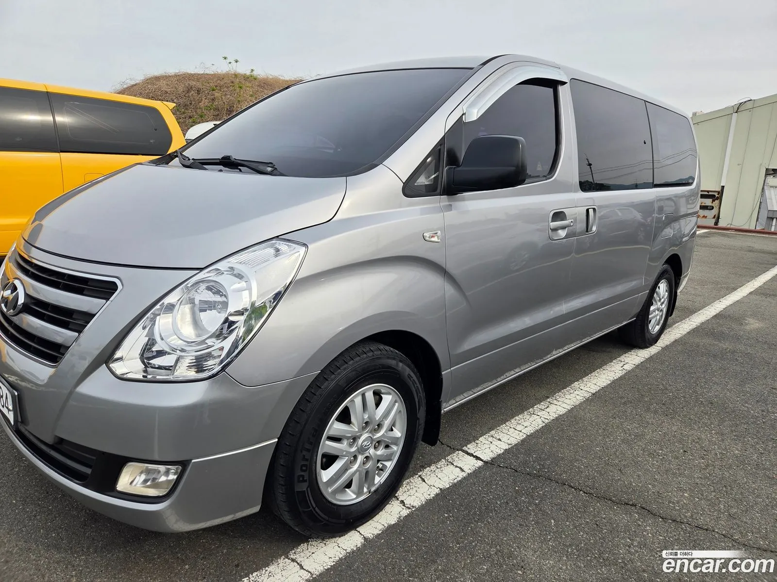 Hyundai Grand Starex 2015 — 14