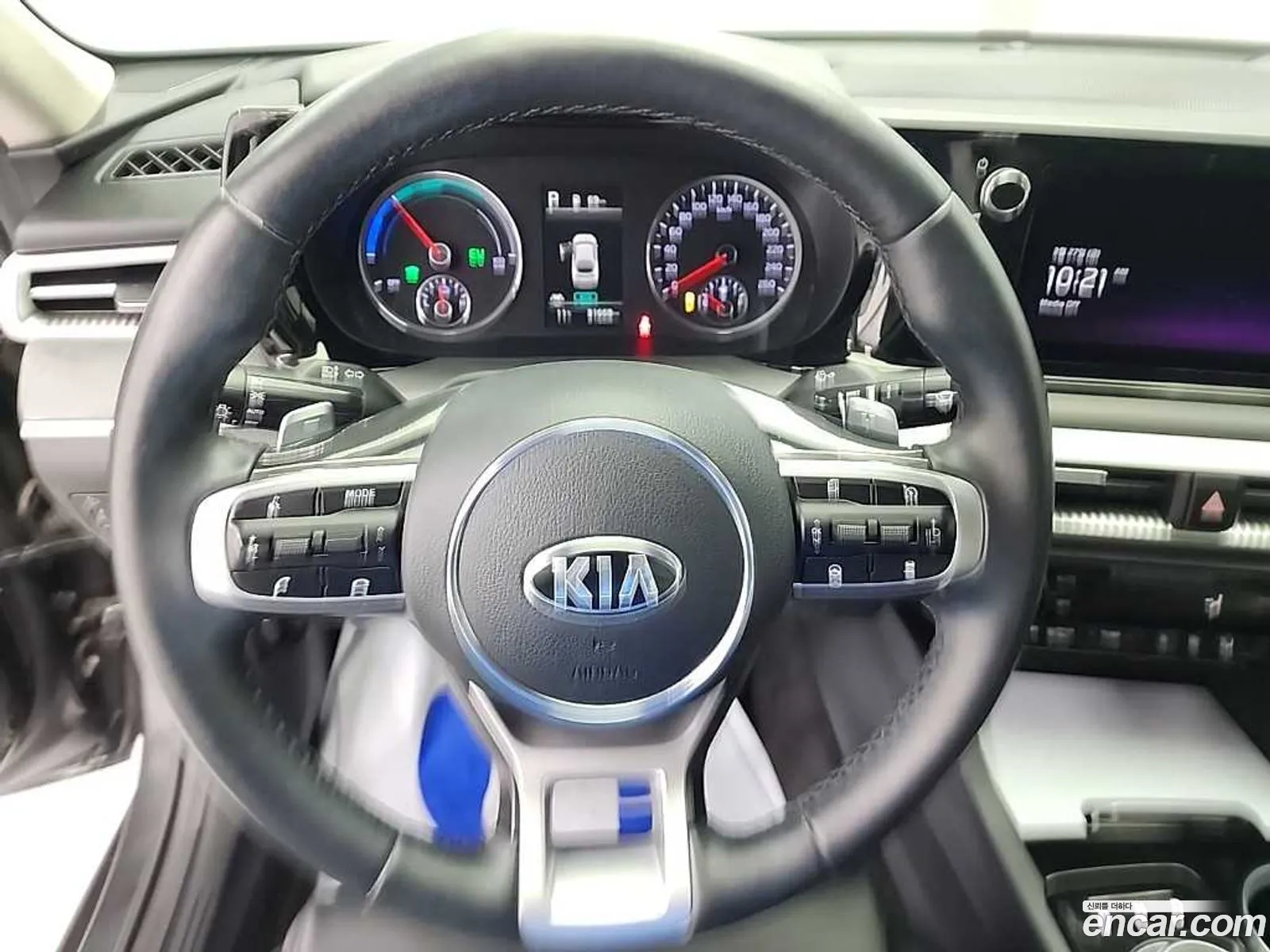 Kia K5 Hybrid 2021 — 6
