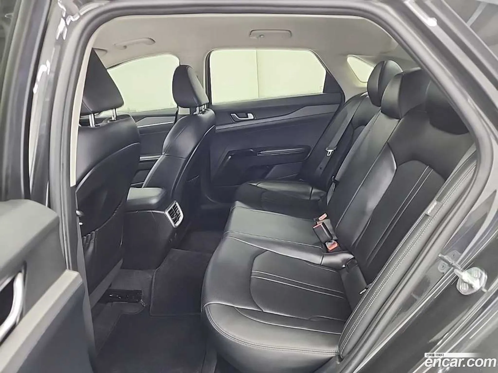Kia K5 Hybrid 2021 — 9