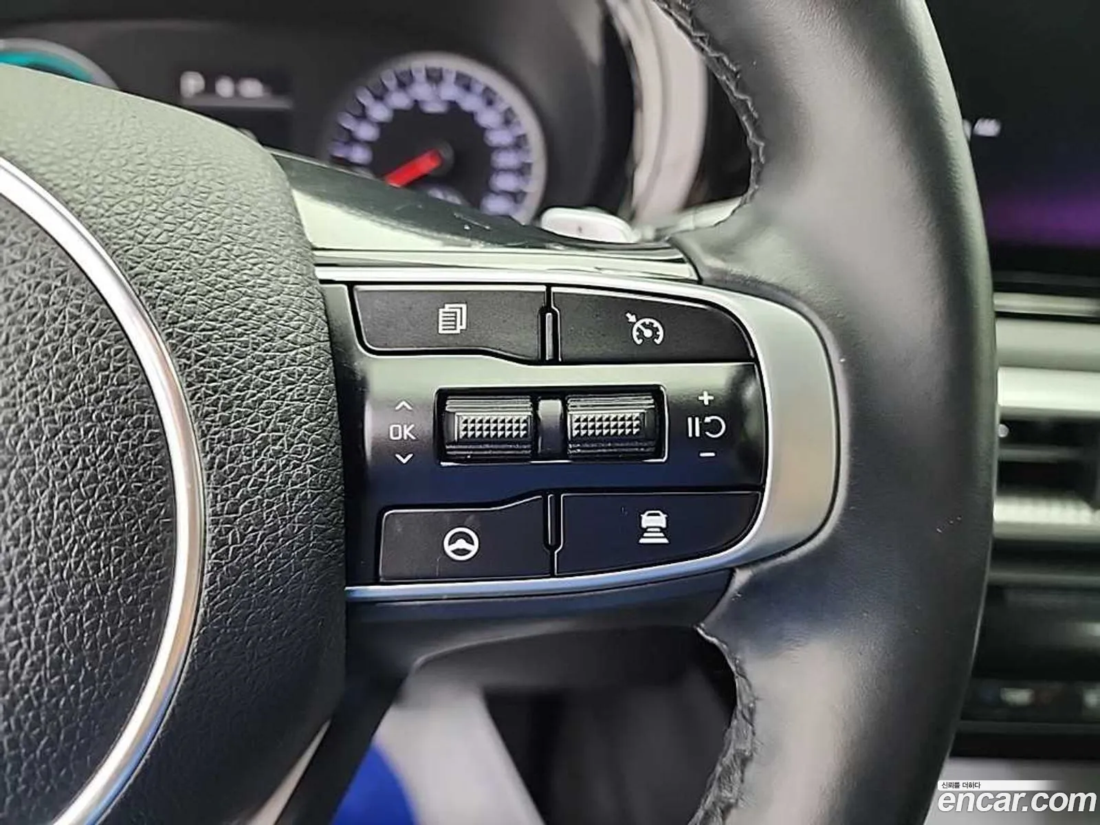 Kia K5 Hybrid 2021 — 18