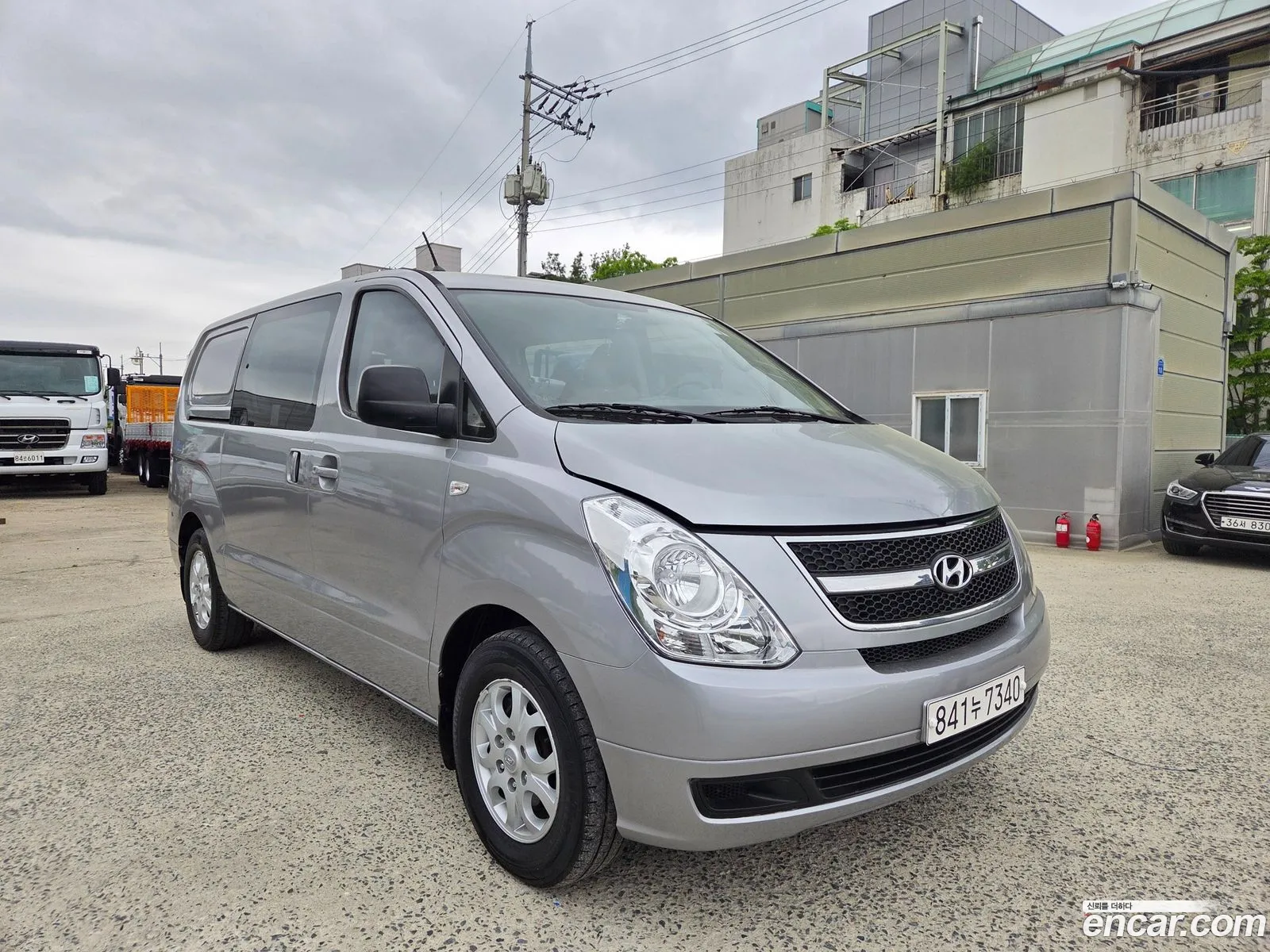 Hyundai Grand Starex 2013 — 11