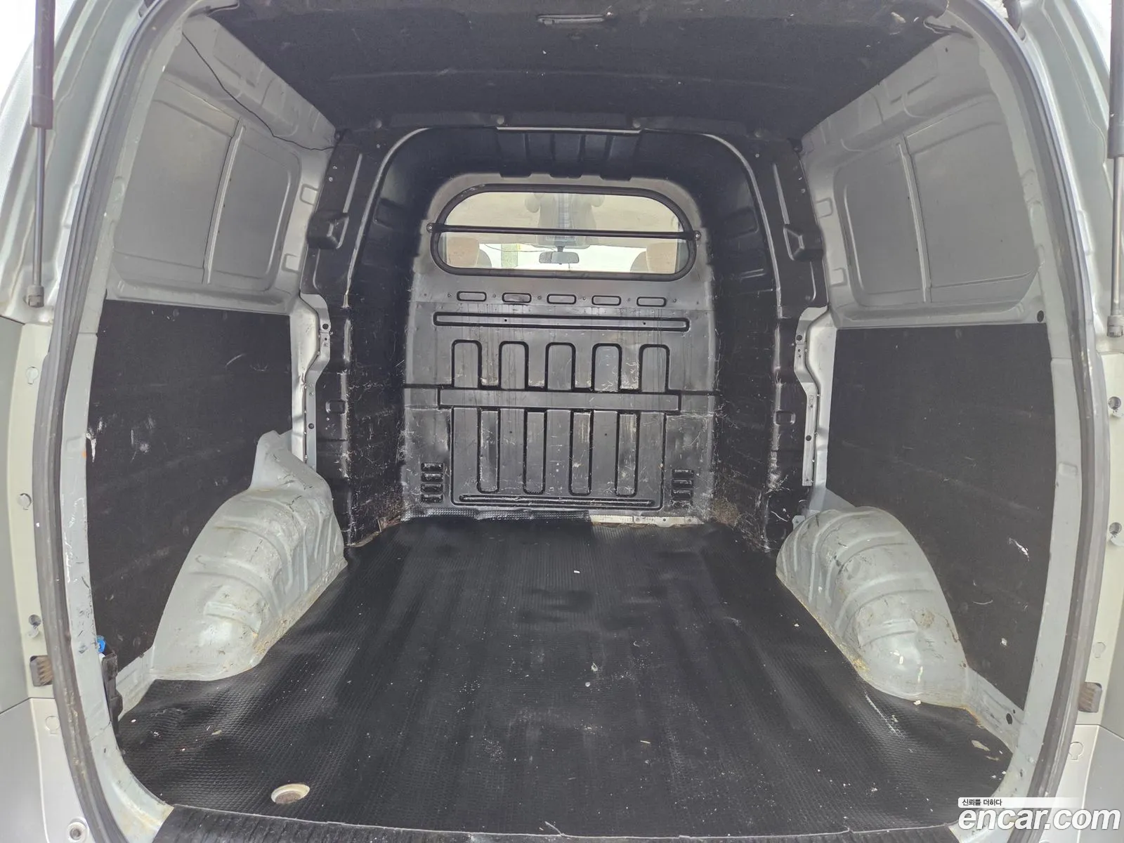 Hyundai Grand Starex 2013 — 10
