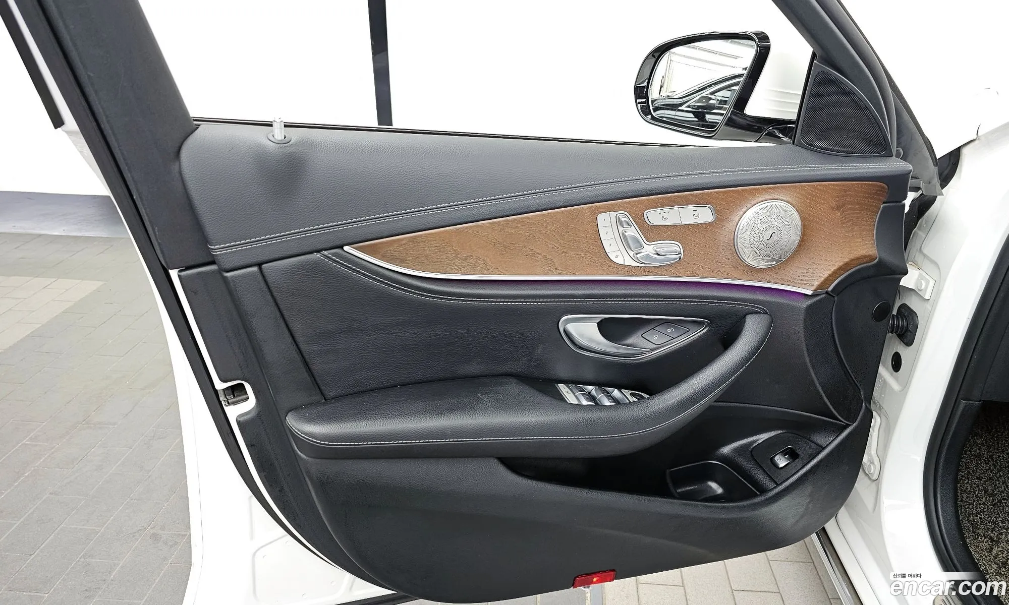 Mercedes-Benz E-Class W213 2018 WDDZF0FB5JA363121 — 18