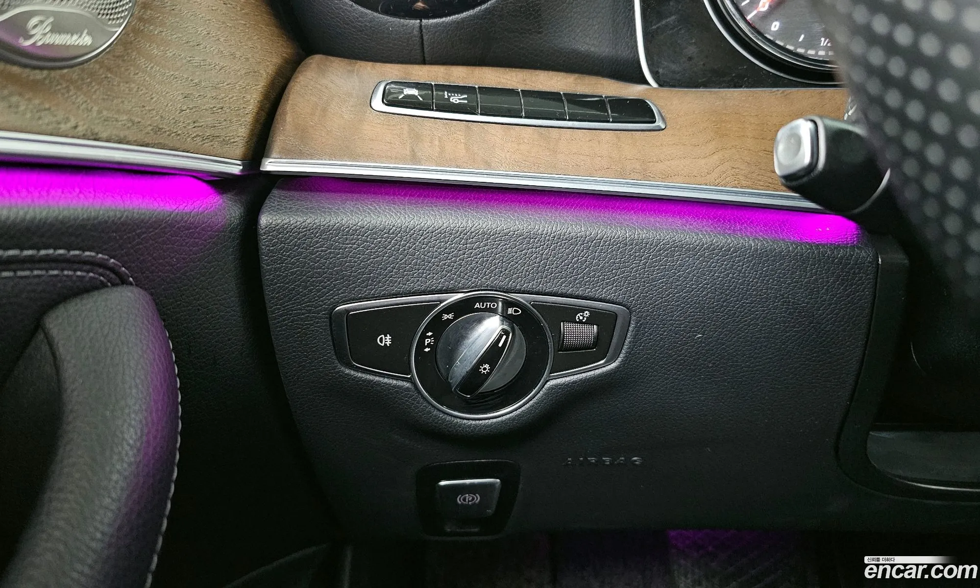 Mercedes-Benz E-Class W213 2018 WDDZF0FB5JA363121 — 21