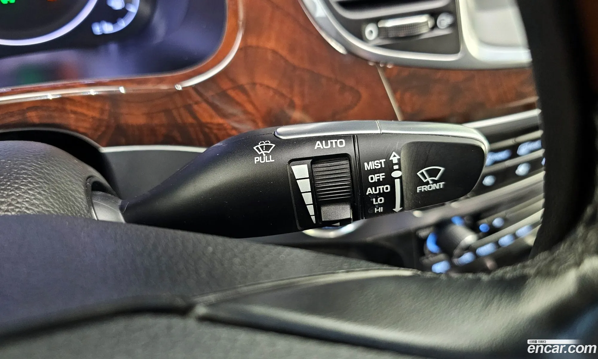 Hyundai Equus 2014 — 11