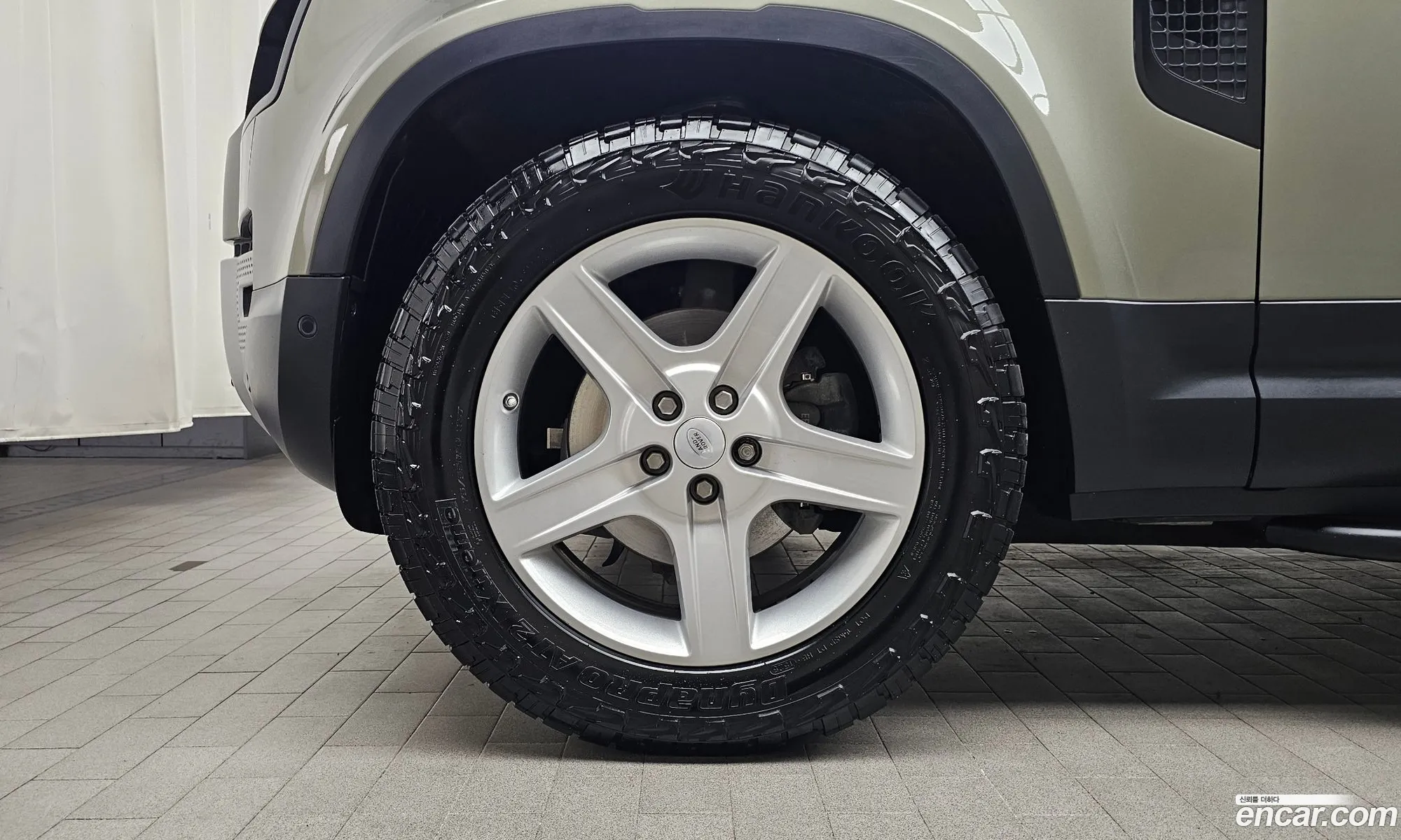 Land Rover Defender 2020 SALEA7BN5L2032013 — 31