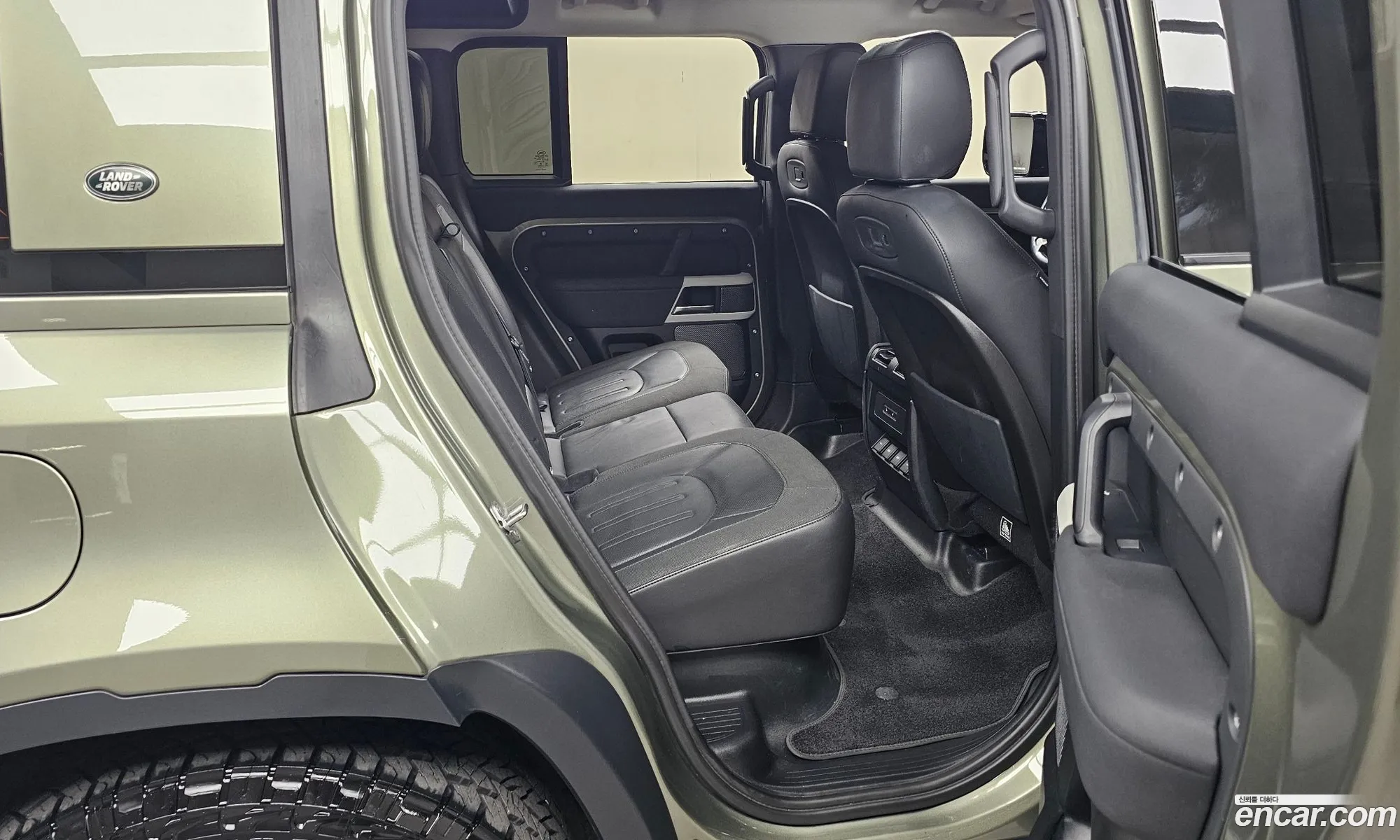Land Rover Defender 2020 SALEA7BN5L2032013 — 4