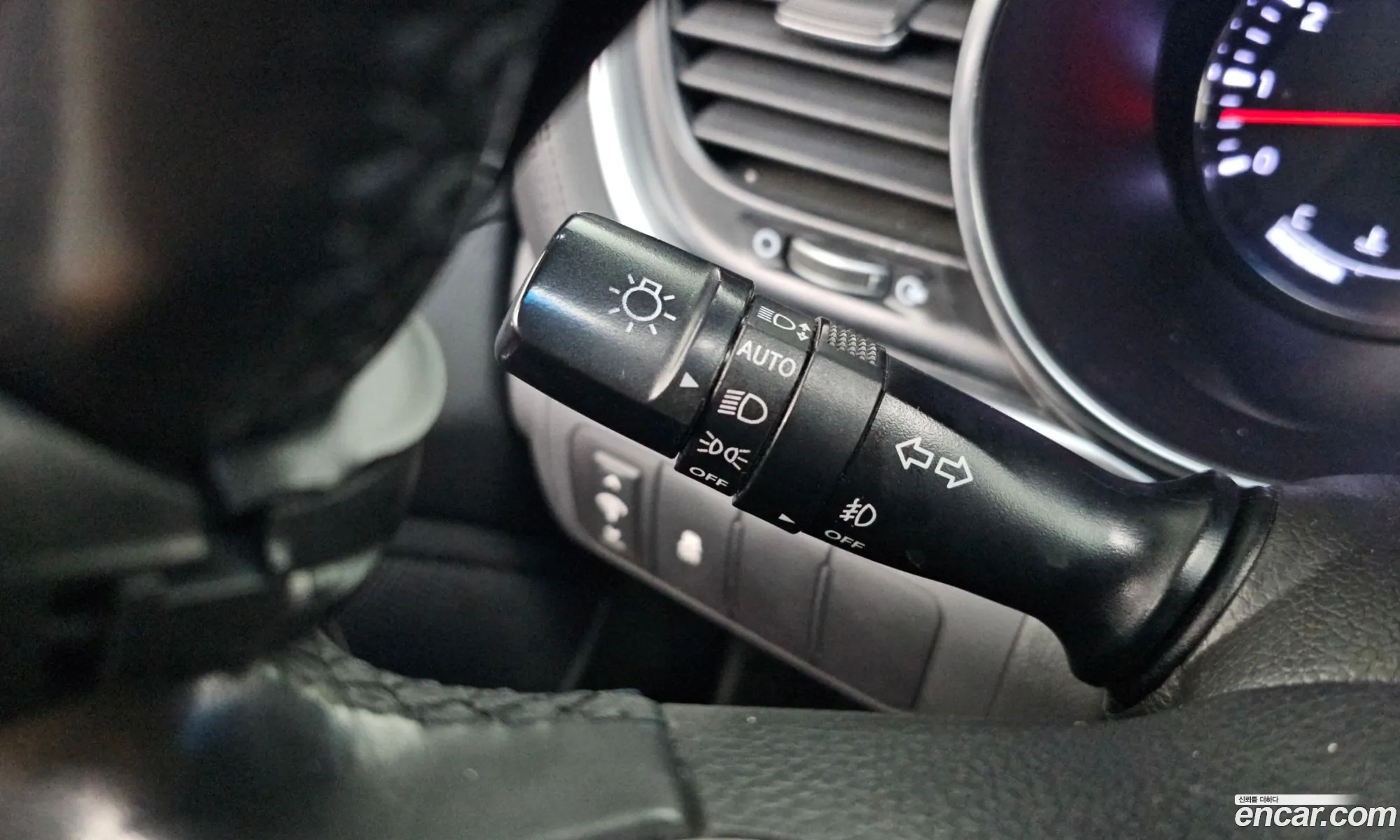 Kia K5 2014 — 17