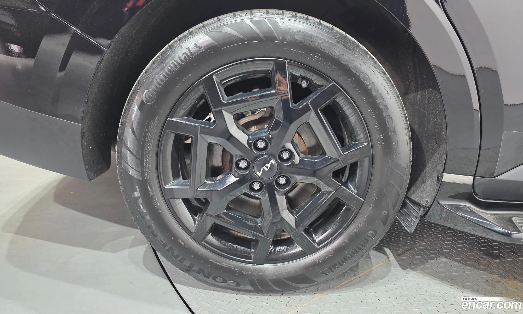 Kia Carnival 2024 — 23