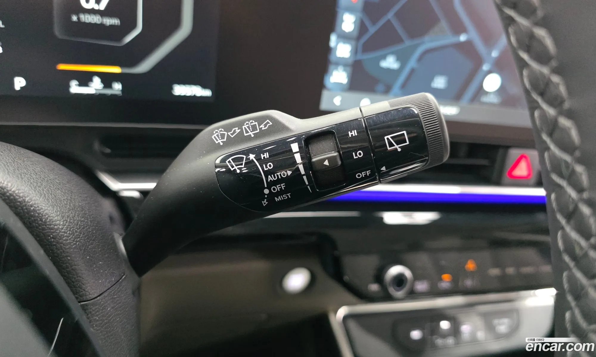 Kia Carnival 2024 — 17