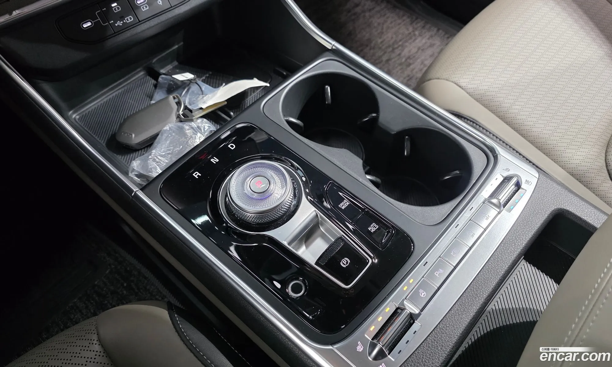 Kia Carnival 2024 — 24