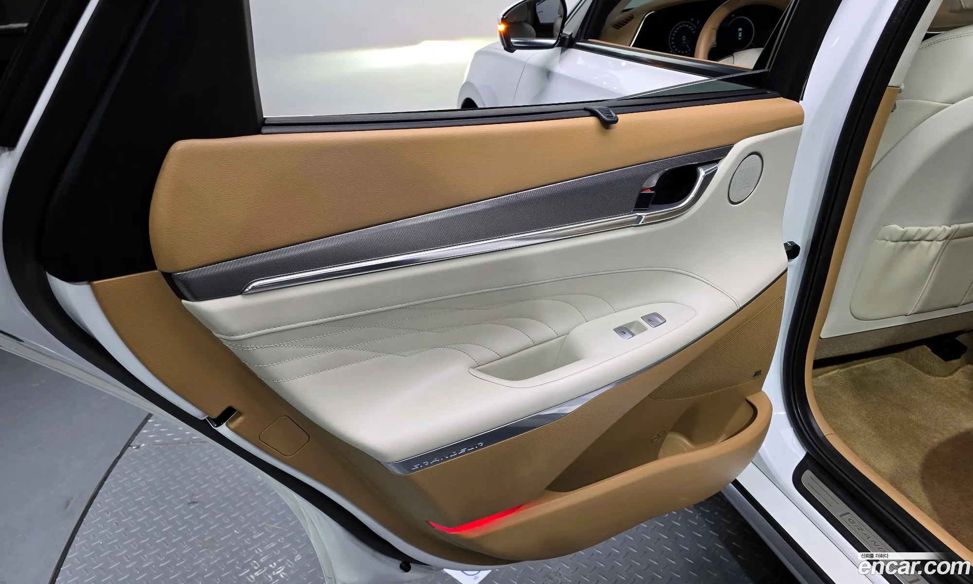 Hyundai Grandeur IG 2020 — 22