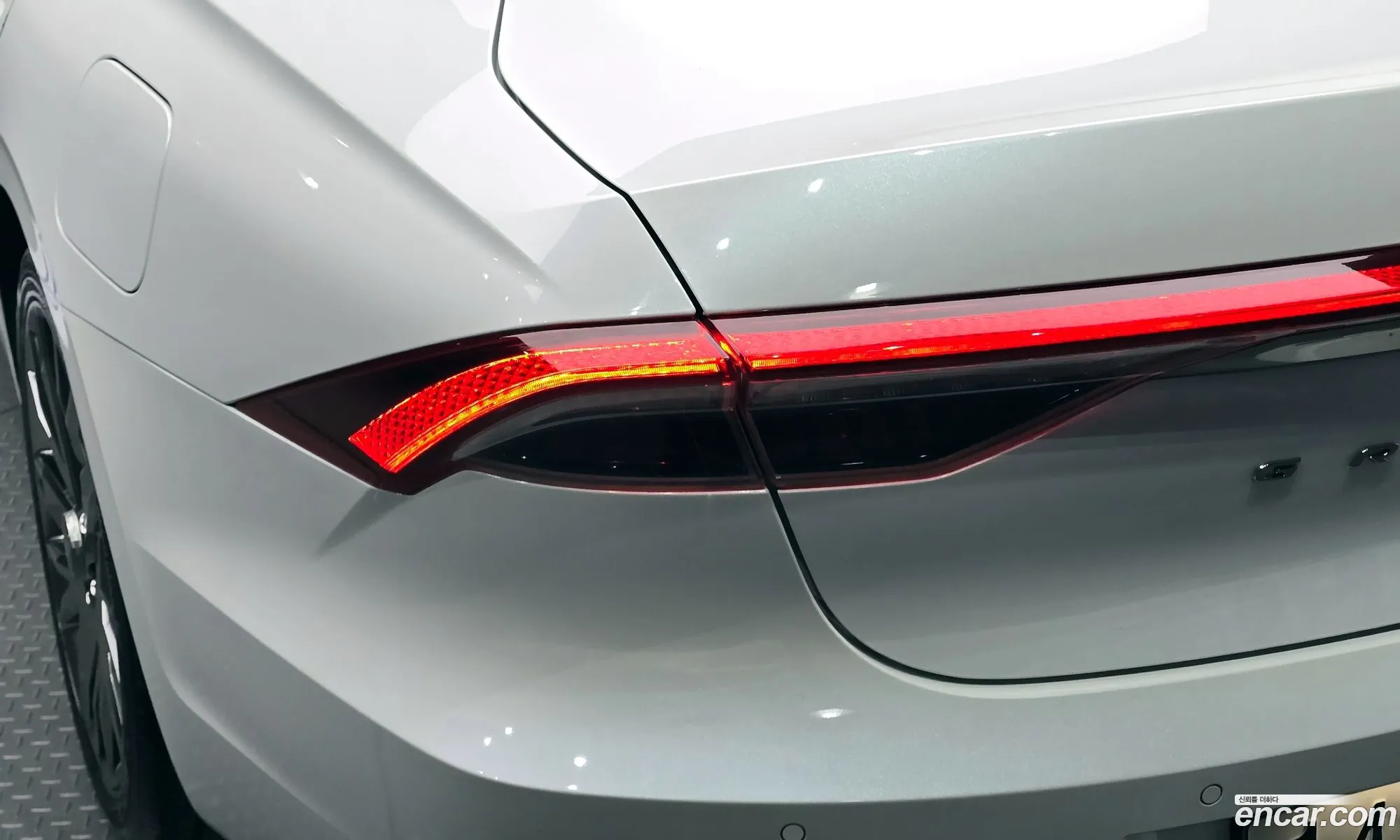Hyundai Grandeur IG 2020 — 28