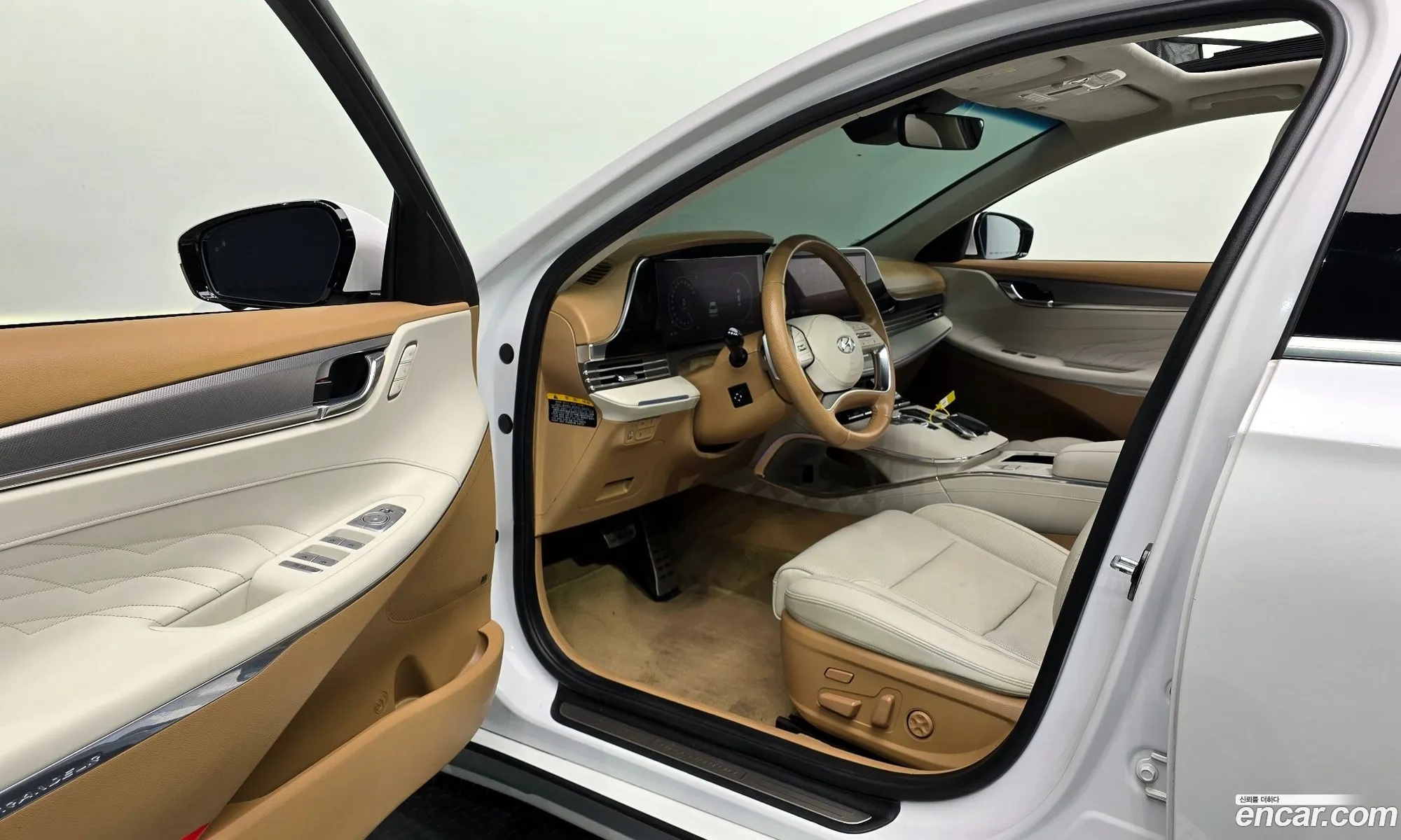 Hyundai Grandeur IG 2020 — 27