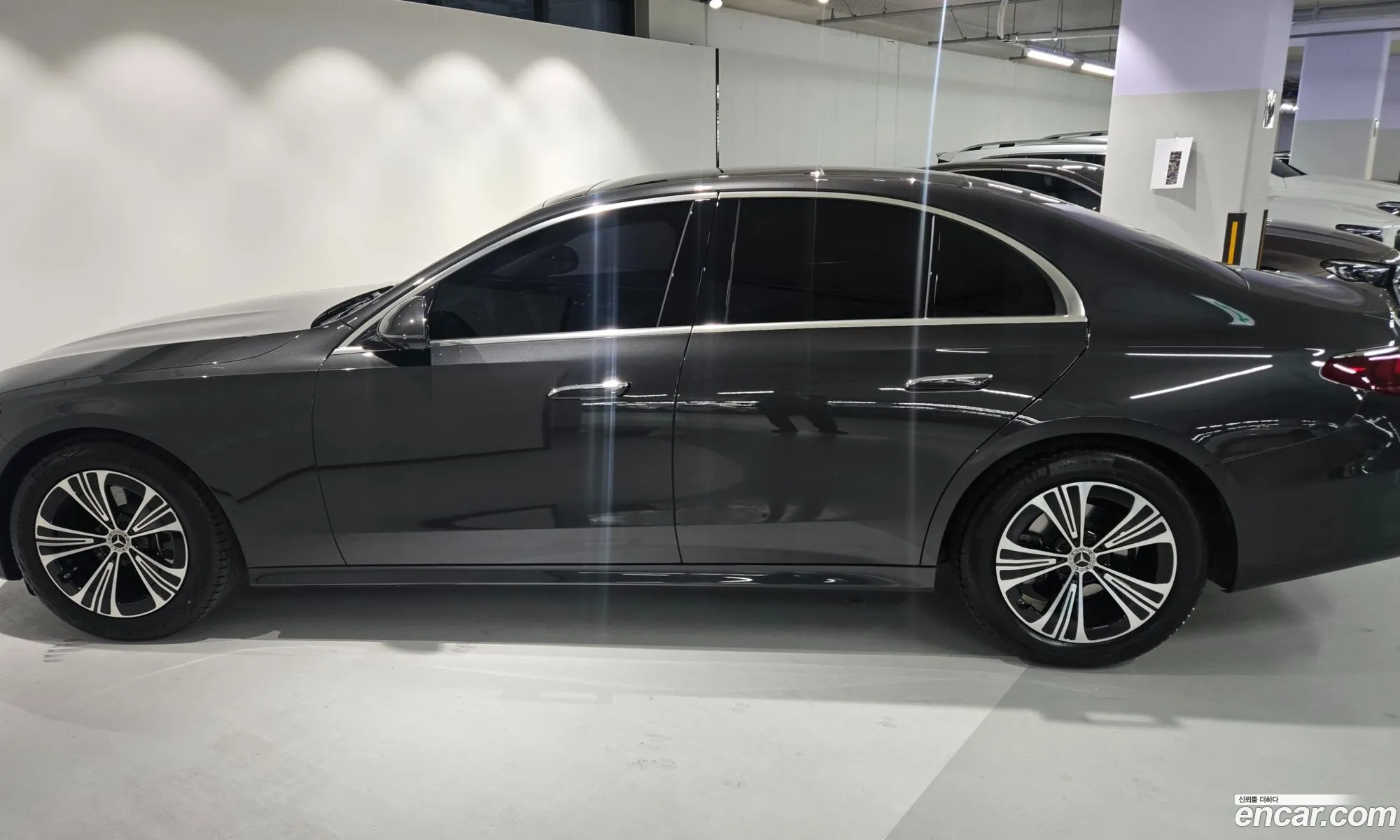 Mercedes-Benz E-Class W214 2025 — 7