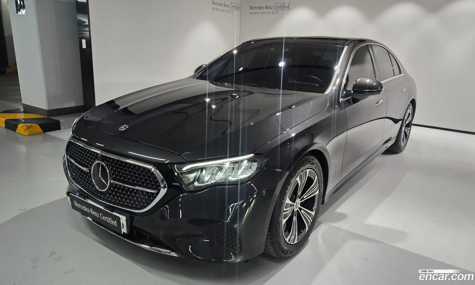Mercedes-Benz E-Class W214 2025 — 14
