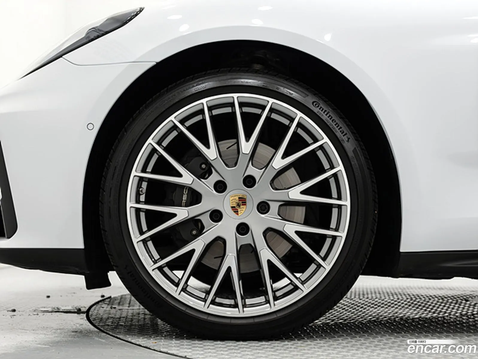 Porsche Panamera 2024 — 17
