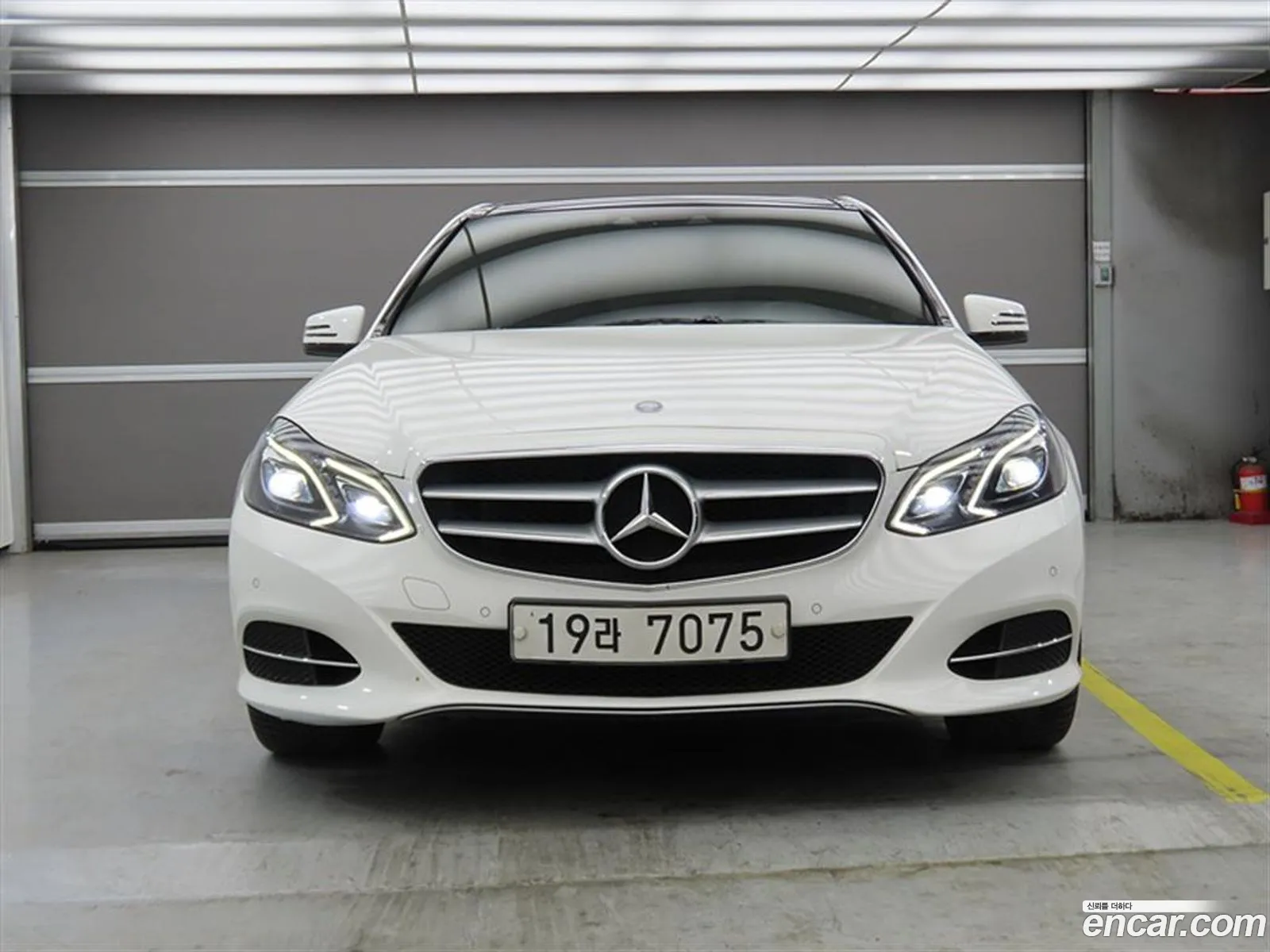Mercedes-Benz E-Class W212 2014 — 20