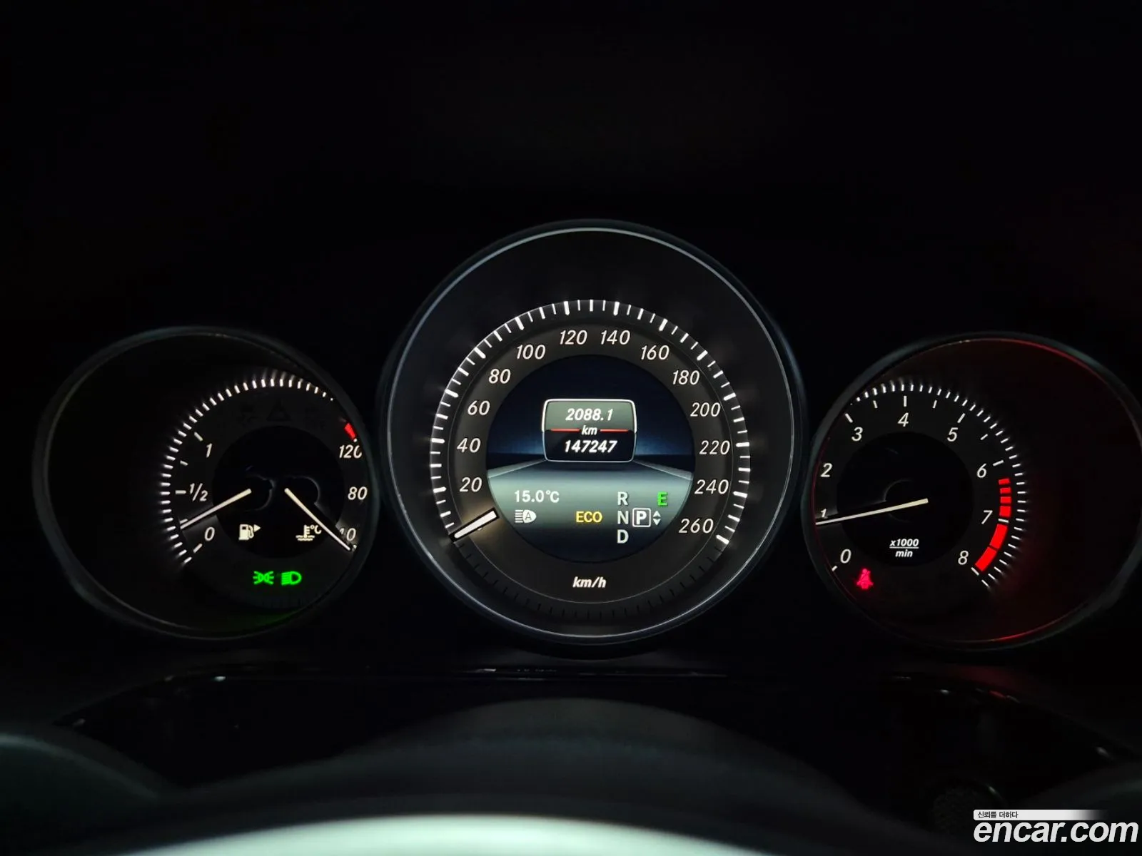 Mercedes-Benz E-Class W212 2014 — 13