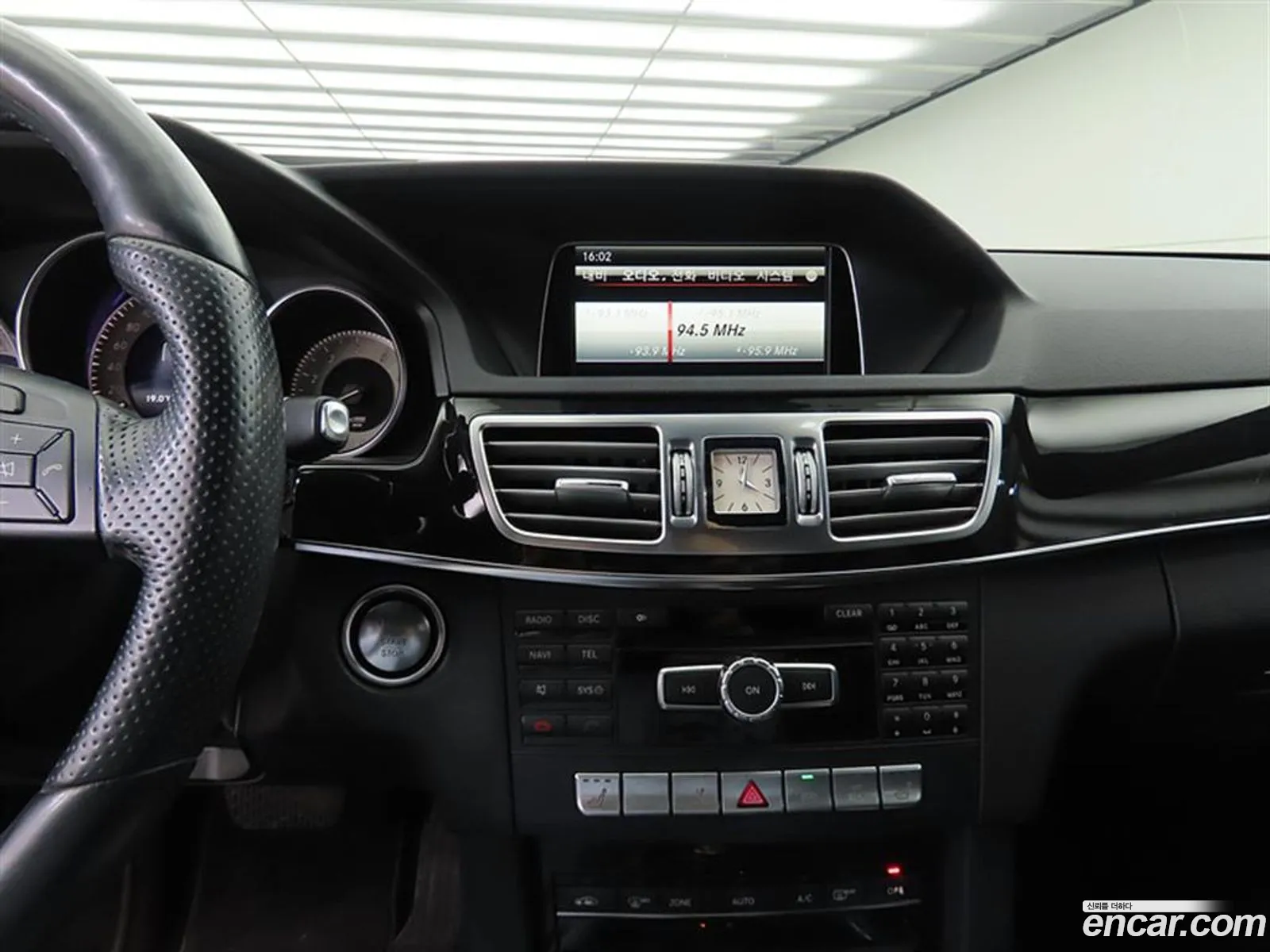 Mercedes-Benz E-Class W212 2014 — 4