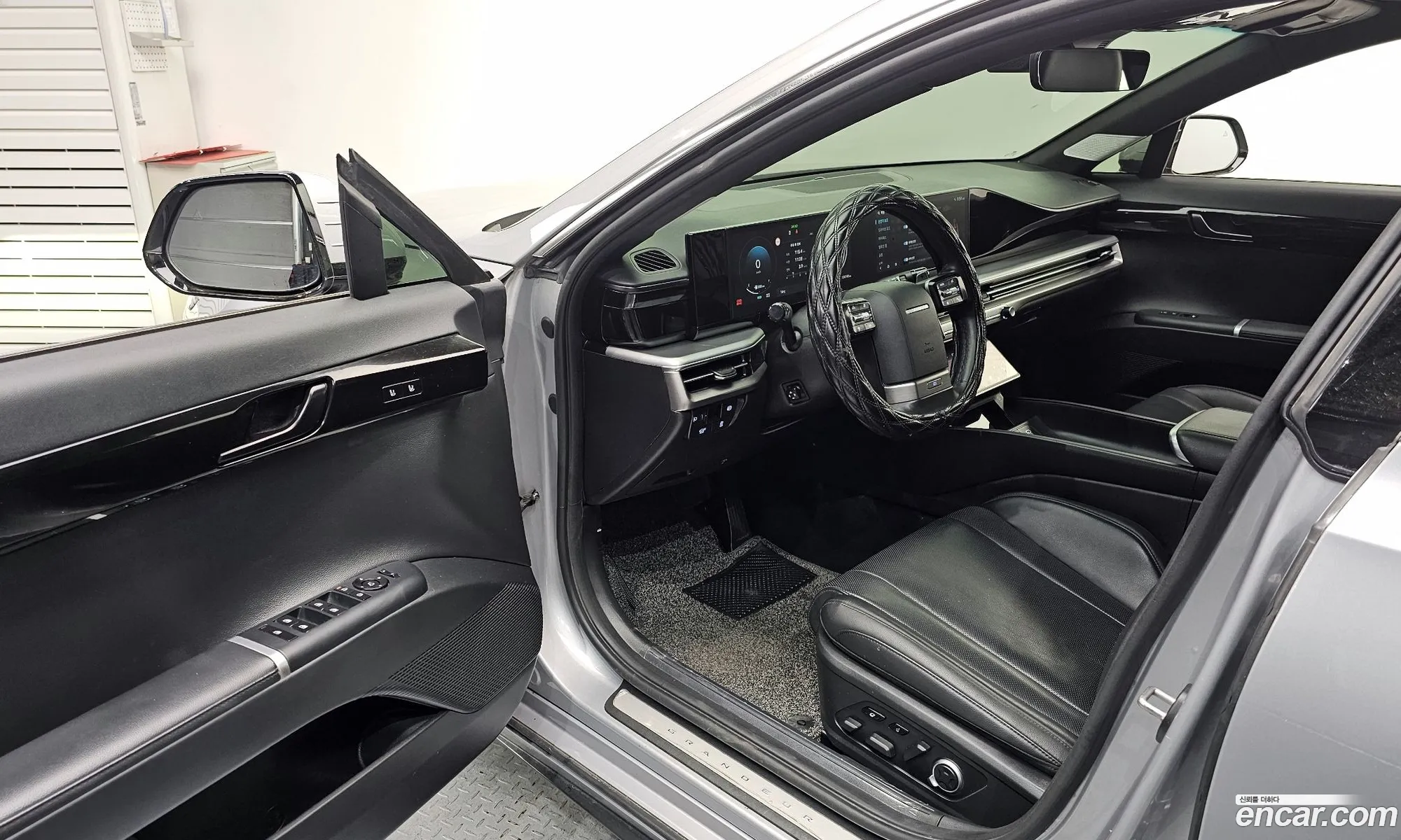Hyundai Grandeur 2023 — 15