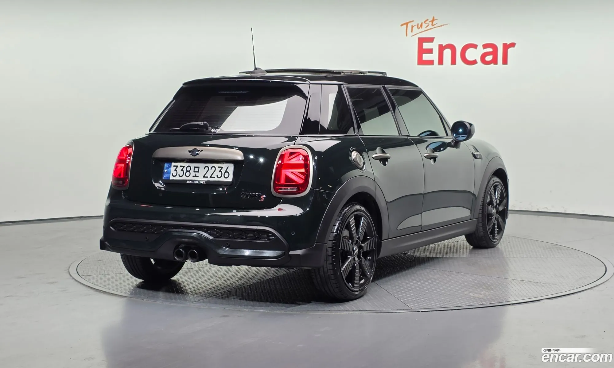 Mini Cooper S 2022 WMW61DK0XP2S97303 — 16