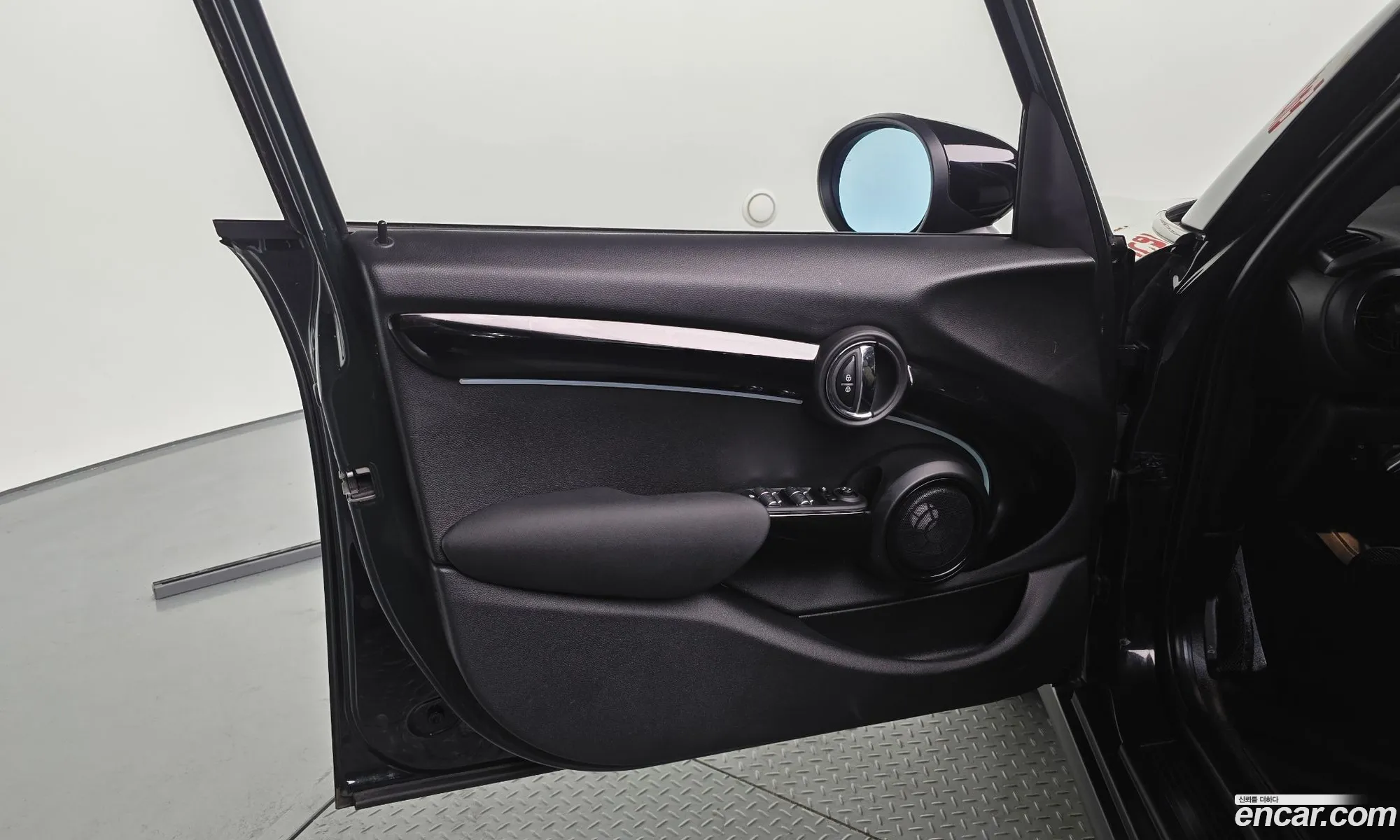 Mini Cooper S 2022 WMW61DK0XP2S97303 — 4