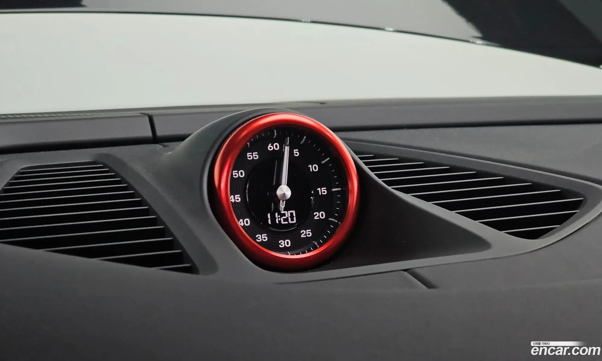 Porsche Macan EV 2025 WP1AA2XA5SL003078 — 2