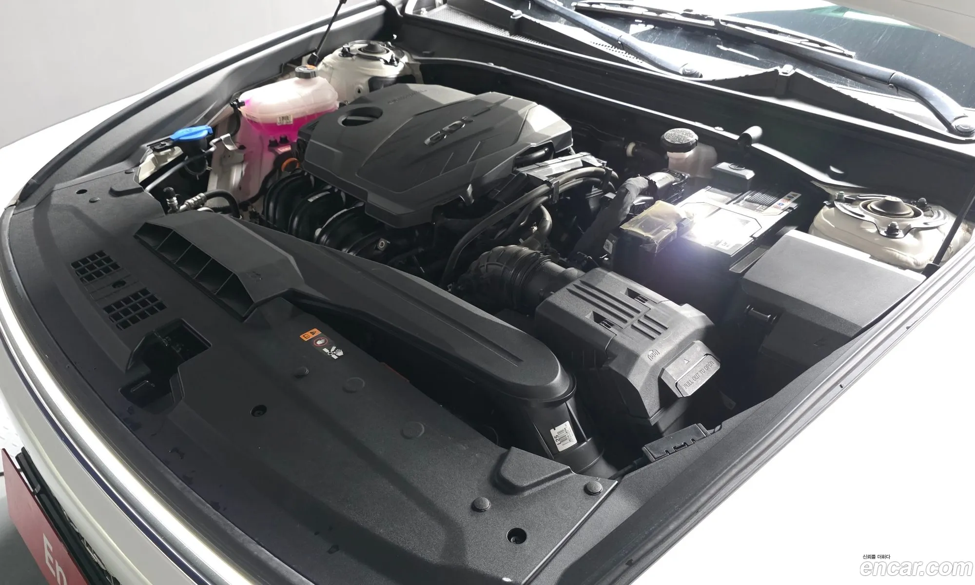 Hyundai Grandeur 2023 — 34
