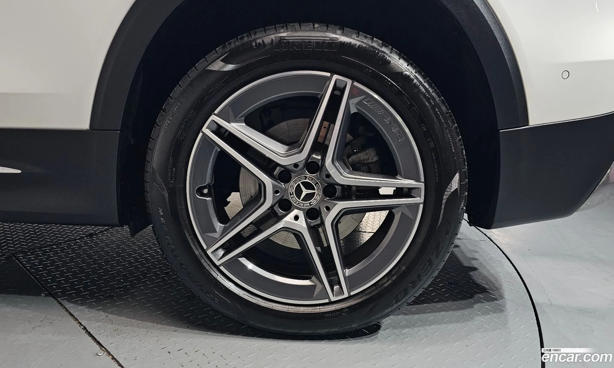 Mercedes-Benz GLB-Class X247 2023 — 26