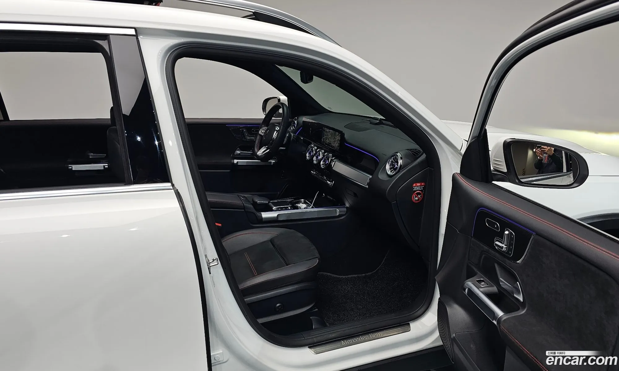 Mercedes-Benz GLB-Class X247 2023 — 14
