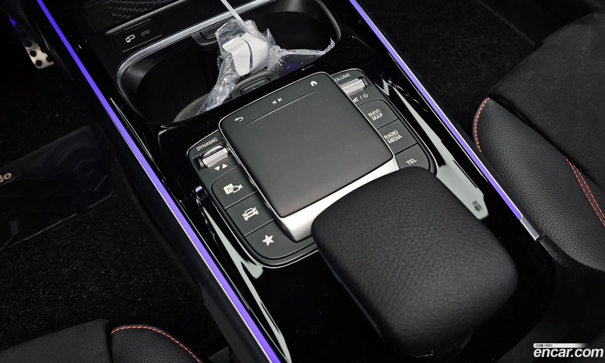 Mercedes-Benz GLB-Class X247 2023 — 23