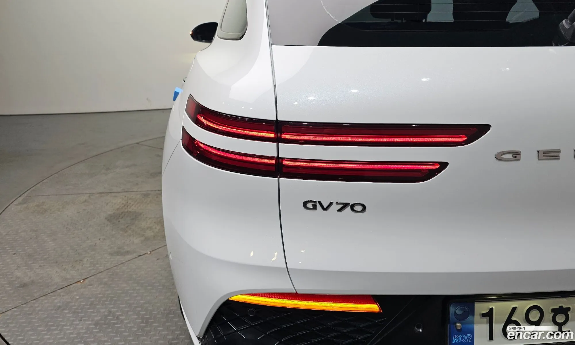 Genesis GV70 2022 — 11