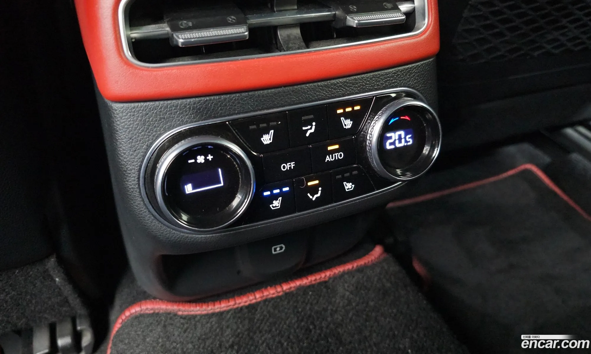 Genesis GV70 2022 — 22