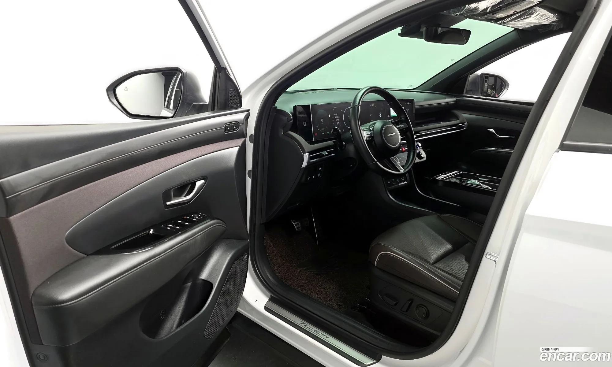 Hyundai Tucson Hybrid 2025 — 13