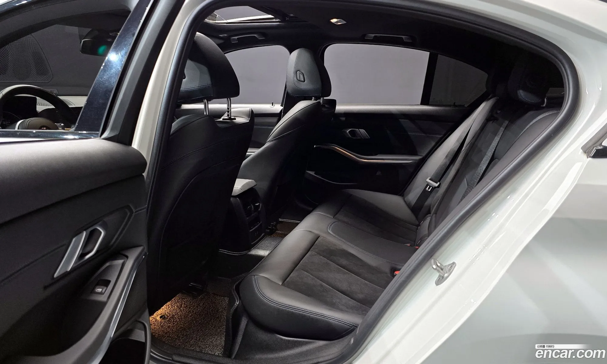 BMW 3 Series 2021 — 9
