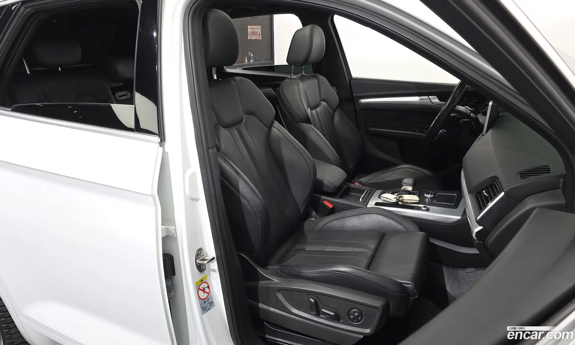 Audi Q5 2020 WAUZZZFY5L2086281 — 11